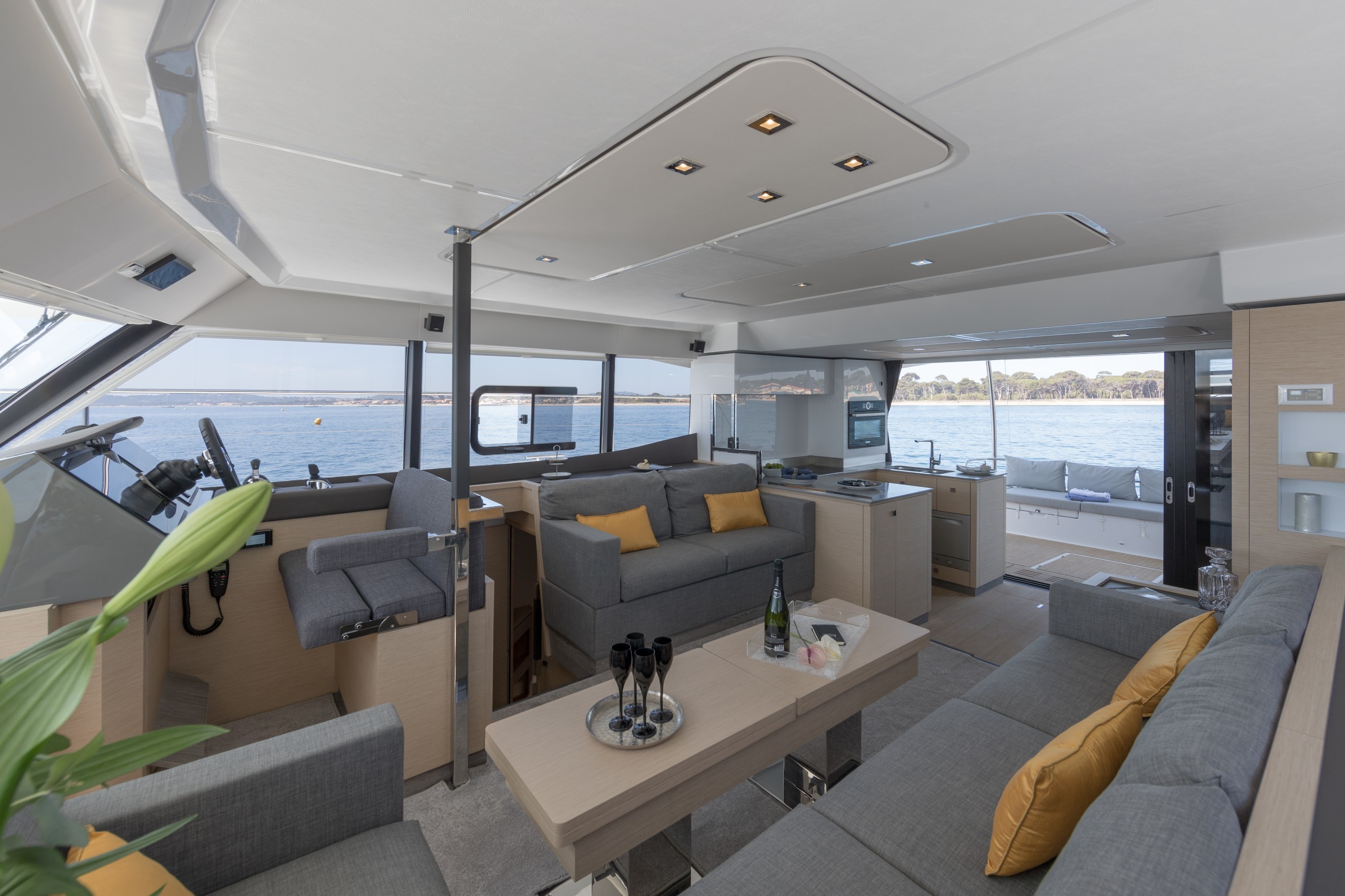 New Power Catamaran for Sale  MY6 Layout & Accommodations